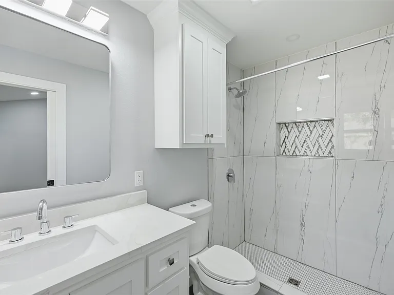 1906 N Eucalyptus Ct — Photo 19