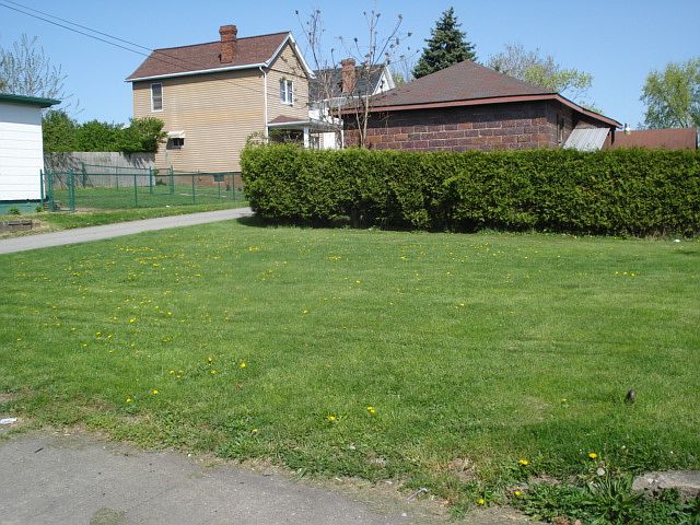 1st image of 412 Green St