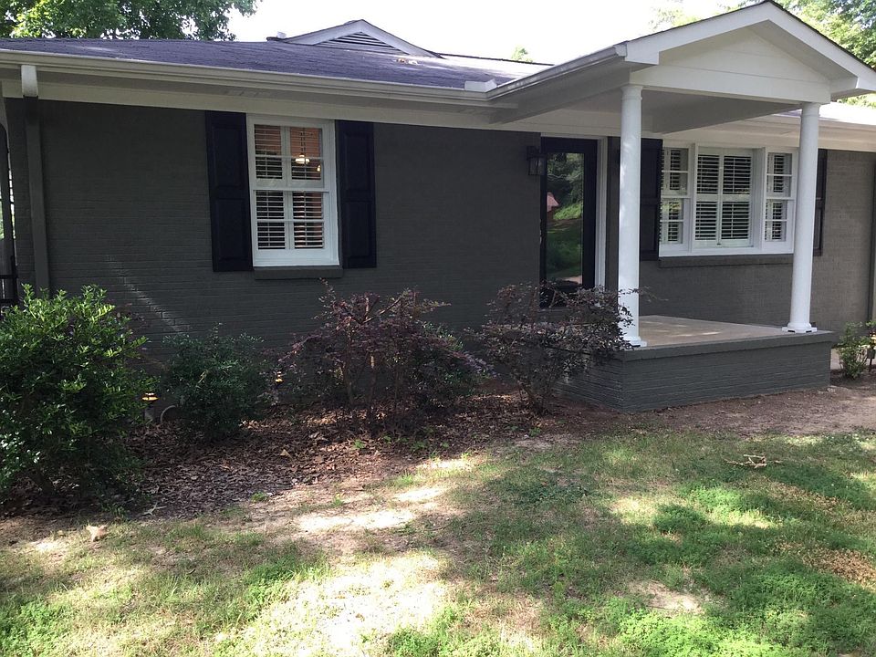1st image of 1736 E Jackson Ave