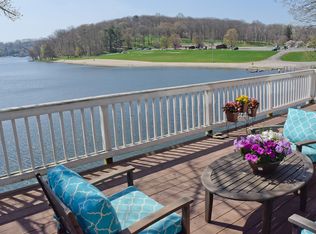 110 Randolph Ave, Hopatcong, NJ 07843