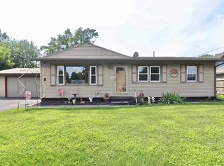 2970 S Iris Dr, Beloit, WI 53511