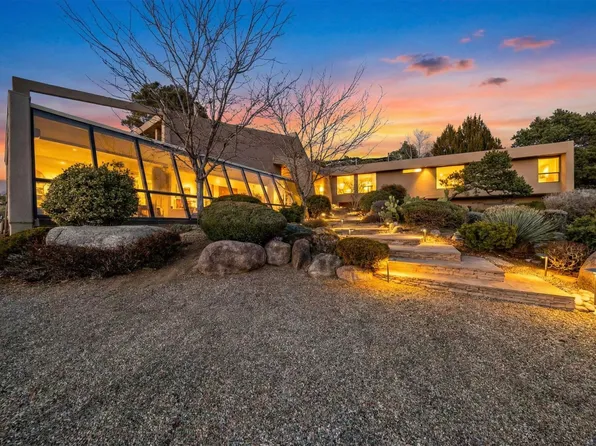 302 Juniper Hill Rd NE, Albuquerque, NM 87122
