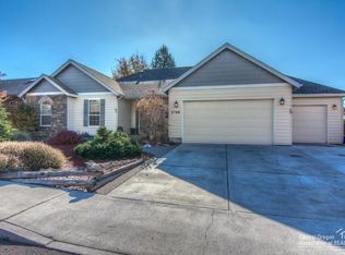 2168 NW Sterling Ave, Redmond, OR 97756