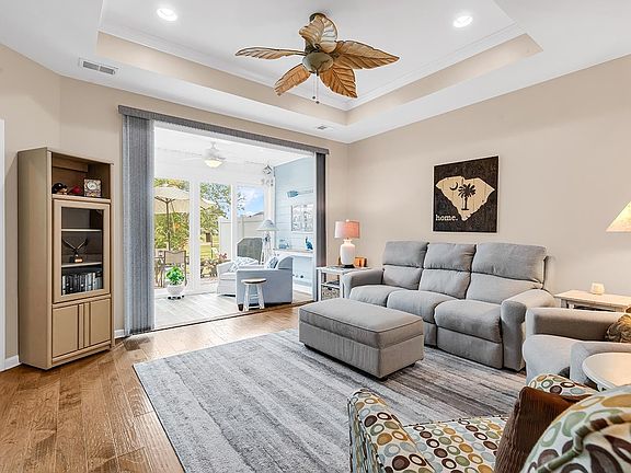 2nd image of 120 Queens Cove Place #B