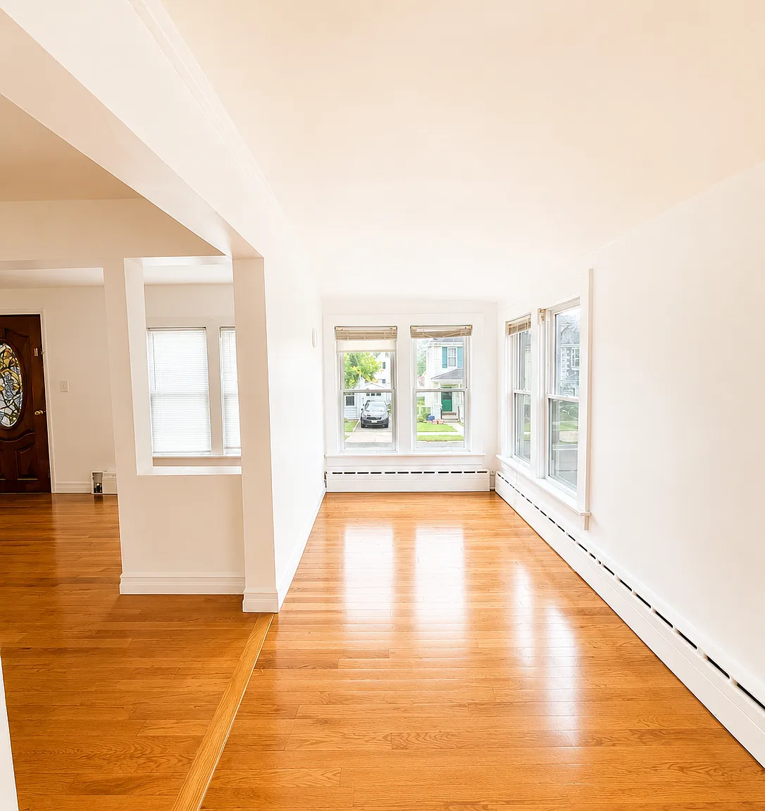 3 bed, 1.5 bath, 1400 sqft, $3,100 — Photo 3