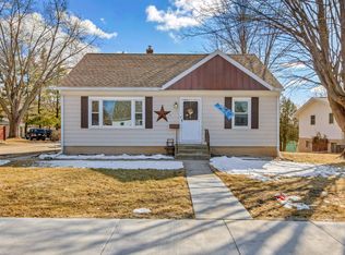 186 S Wind Trl, Horicon, WI 53032