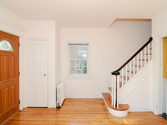 5th image of 137 Oakdene Ave