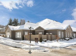 801 Wilshire Cir, Seven Fields, PA 16046