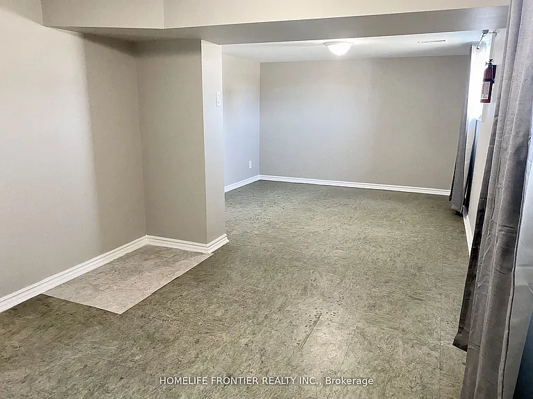 63 Lockerbie Ave #C — Photo 17