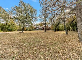 1085 Eagles Way, Springtown, TX 76082