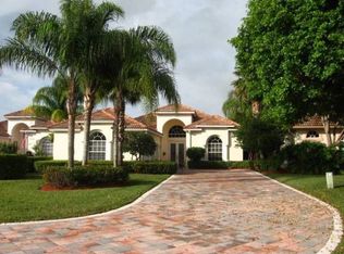 10734 Greenbriar Villa Dr, Lake Worth, FL 33449