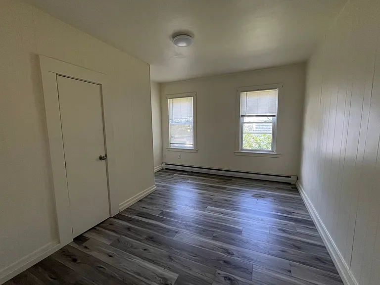 16-20 Lake St #2 — Photo 8