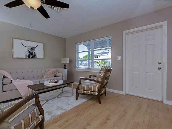 4th image of 2070 63rd Ave S