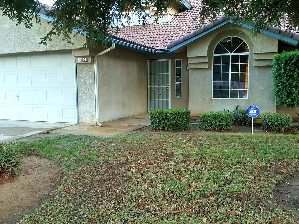 1st image of 1903 E Deyoung Dr
