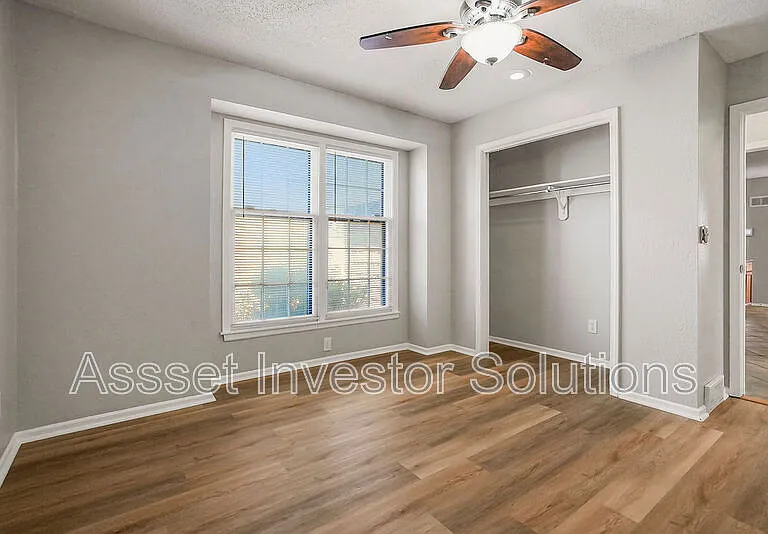 11109 Delmar Ct — Photo 15