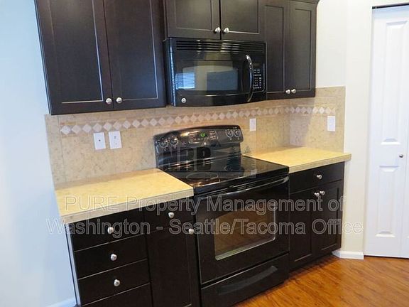 5th image of 1917 201st St E