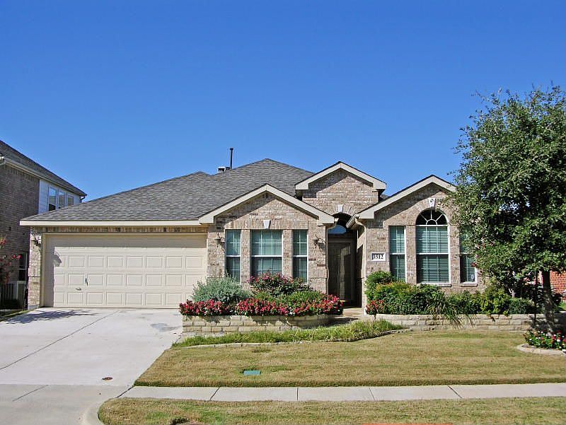 1st image of 3512 Jackson Dr