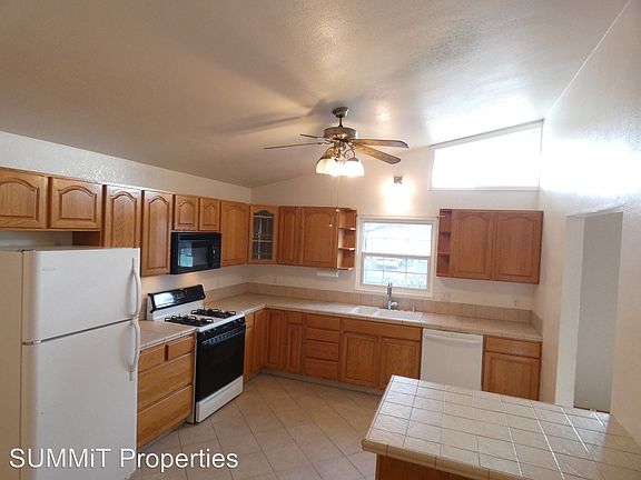 5th image of 186 Deodara St