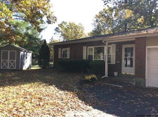 1D Spyglass Hl, Clifton Park, NY 12065