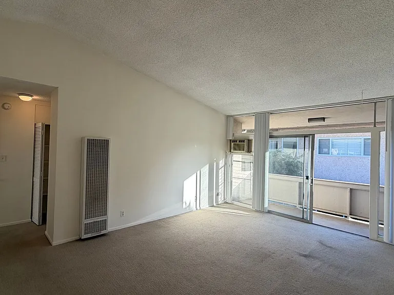 11712Darl — Photo 17