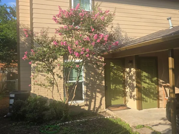 822 Sahara Ave #A, Austin, TX 78745