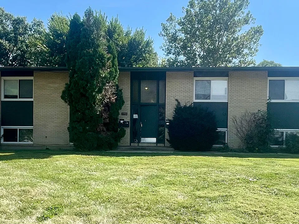2812 Leeway Dr #1