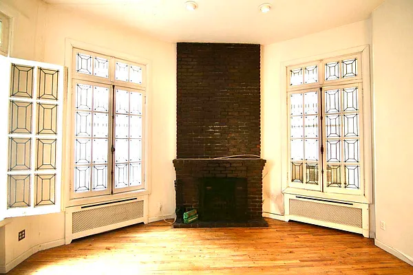 Rented by Street Realty Brokerage LLC | media 3