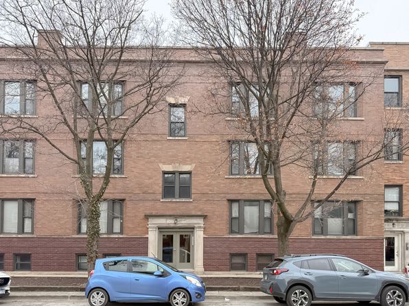 1946 W Newport Ave #3E