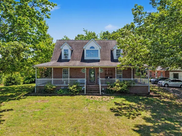 3358 Highway 52 E, Bethpage, TN 37022