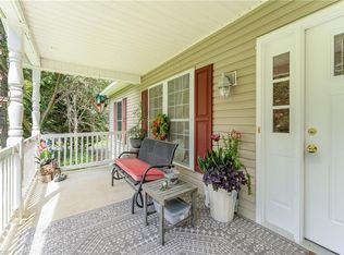 634 E Swannanoa Ave, Liberty, NC 27298