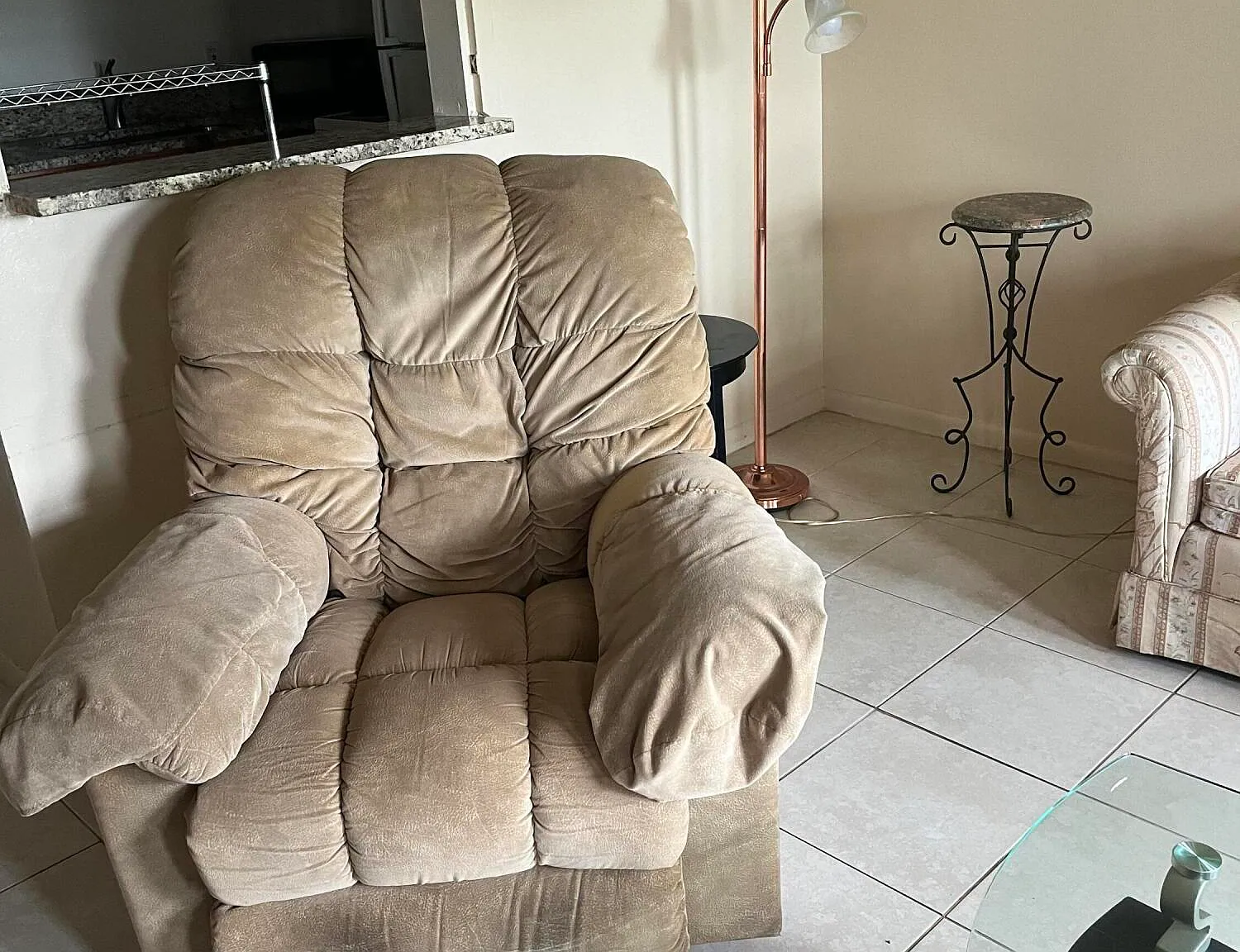 1 bed, 1.0 bath, 570 sqft, $1,325 — Photo 4