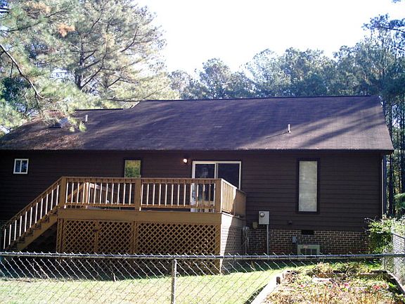 2nd image of 519 Poplar Ln