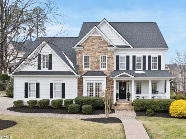 306 Brodie Lloyd Ct, Cary, NC 27519