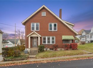 155 3rd St, Washington, PA 15301