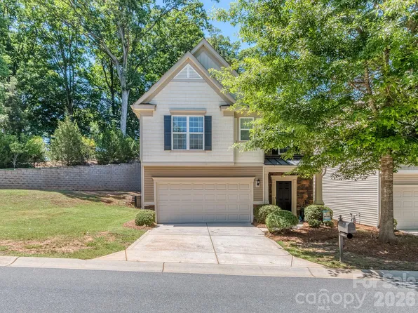 1809 Sunchaser Ln, Charlotte, NC 28210