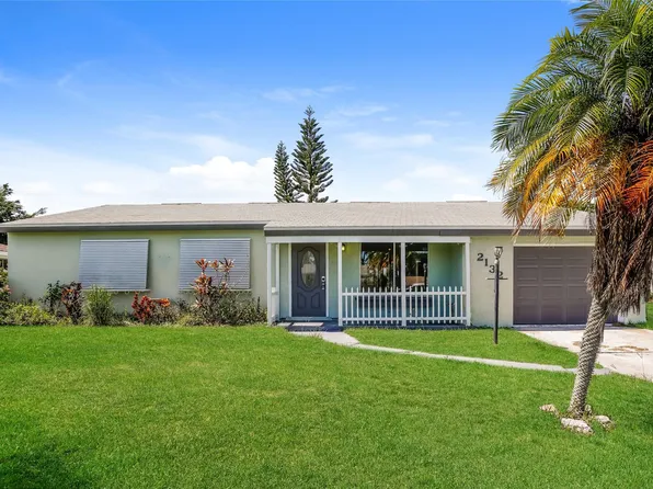 2132 SE Shelter Drive, Port St Lucie, FL 34952