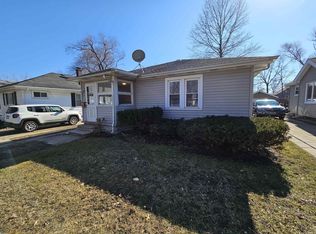 3022 Hartzer St, South Bend, IN 46628