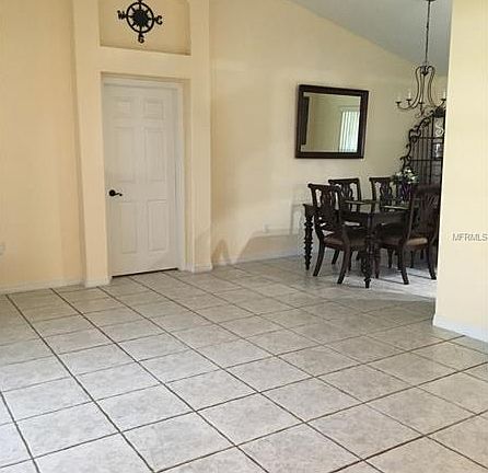 4th image of 1984 Montero Cir