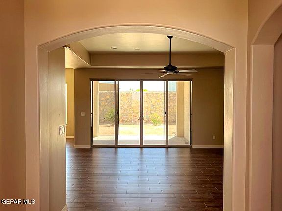 3rd image of 5804 Aberdeen Ct