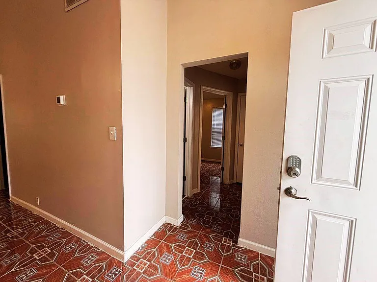 5410 Twin Lakes Dr — Photo 26