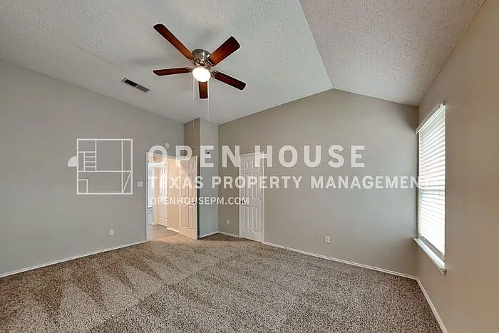 7864 Maiden Ln — Photo 10