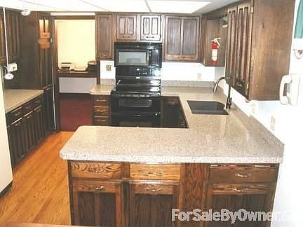 new granite countertops in kitchen