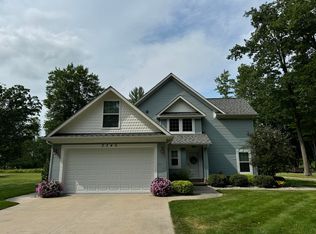 3340 Lansing Rd, Roscommon, MI 48653