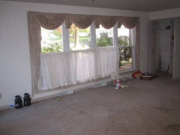 Home for Sale in Camp Hill, PA $189,000