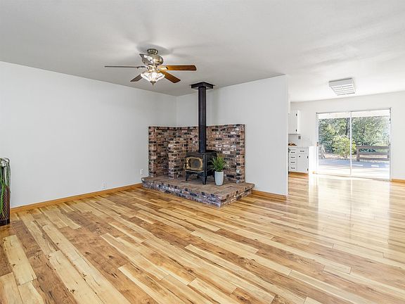 5th image of 6690 Lindberg Ave