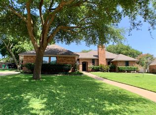 1512 Kari Ann Dr, Cedar Hill, TX 75104