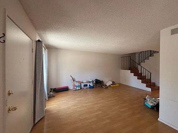 4th image of 3708 Louisiana St