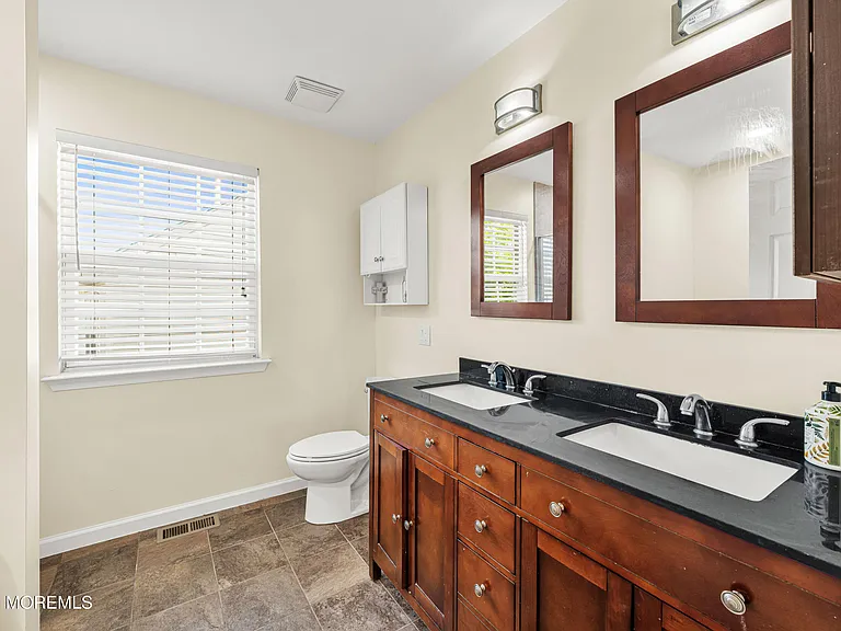 41 Tall Oaks Ct — Photo 35