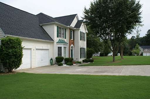 3rd image of 3005 Cheshire Ct