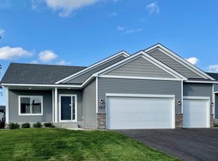 9770 32nd St NE, Saint Michael, MN 55376